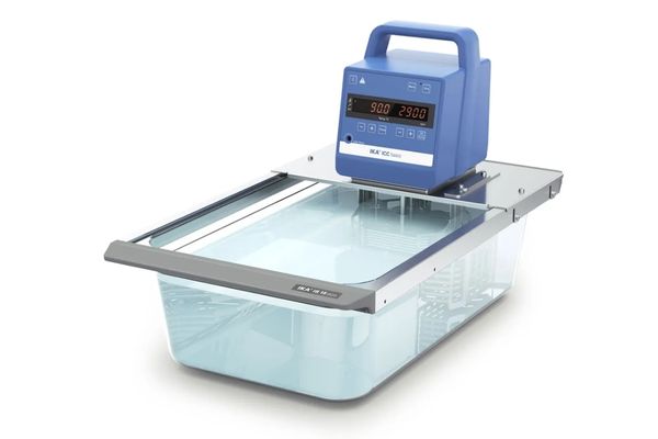 Banho ultratermostático - Termostato circulador de banho de aquecimento.